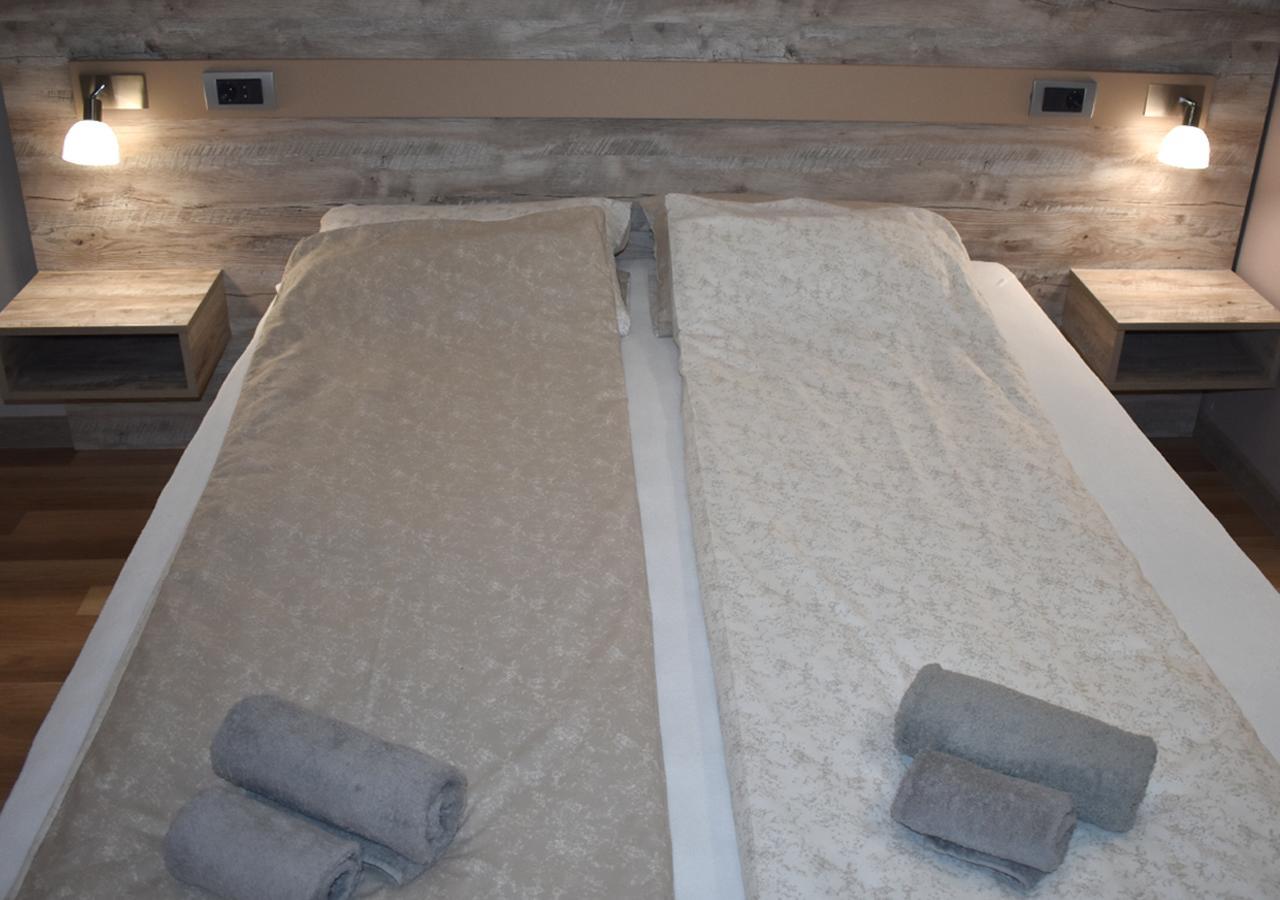 Apartmani Zrenjanin Ngoại thất bức ảnh