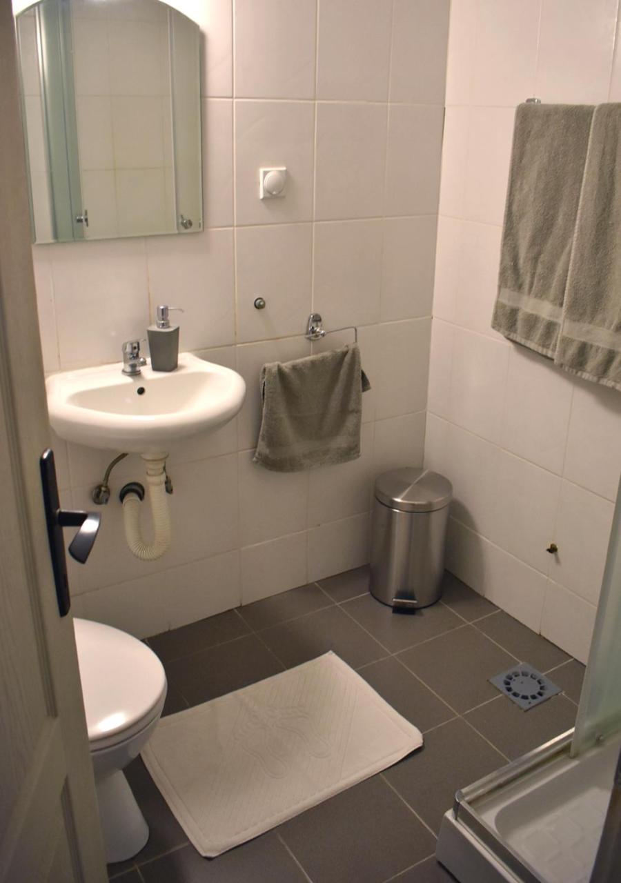 Apartmani Zrenjanin Ngoại thất bức ảnh