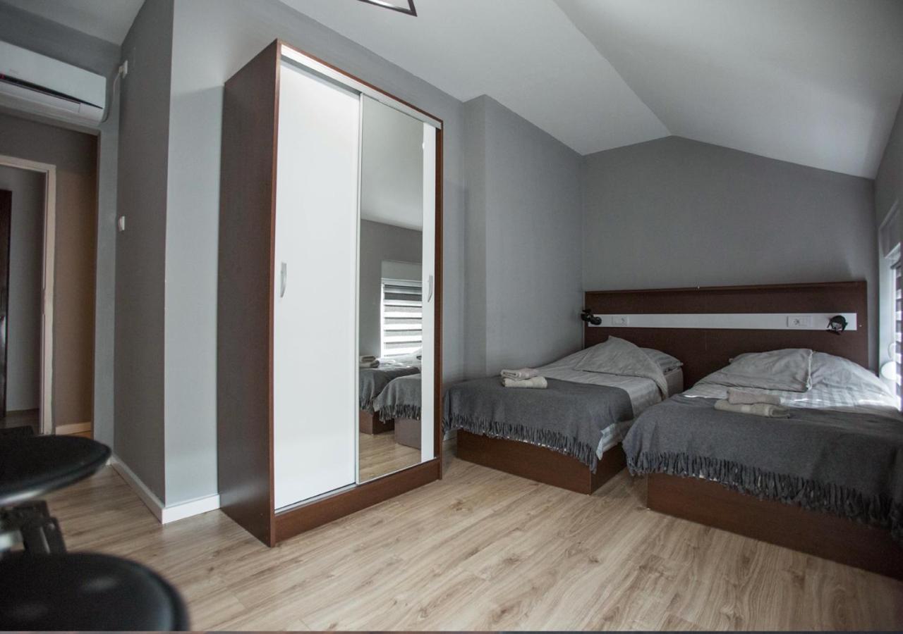 Apartmani Zrenjanin Ngoại thất bức ảnh