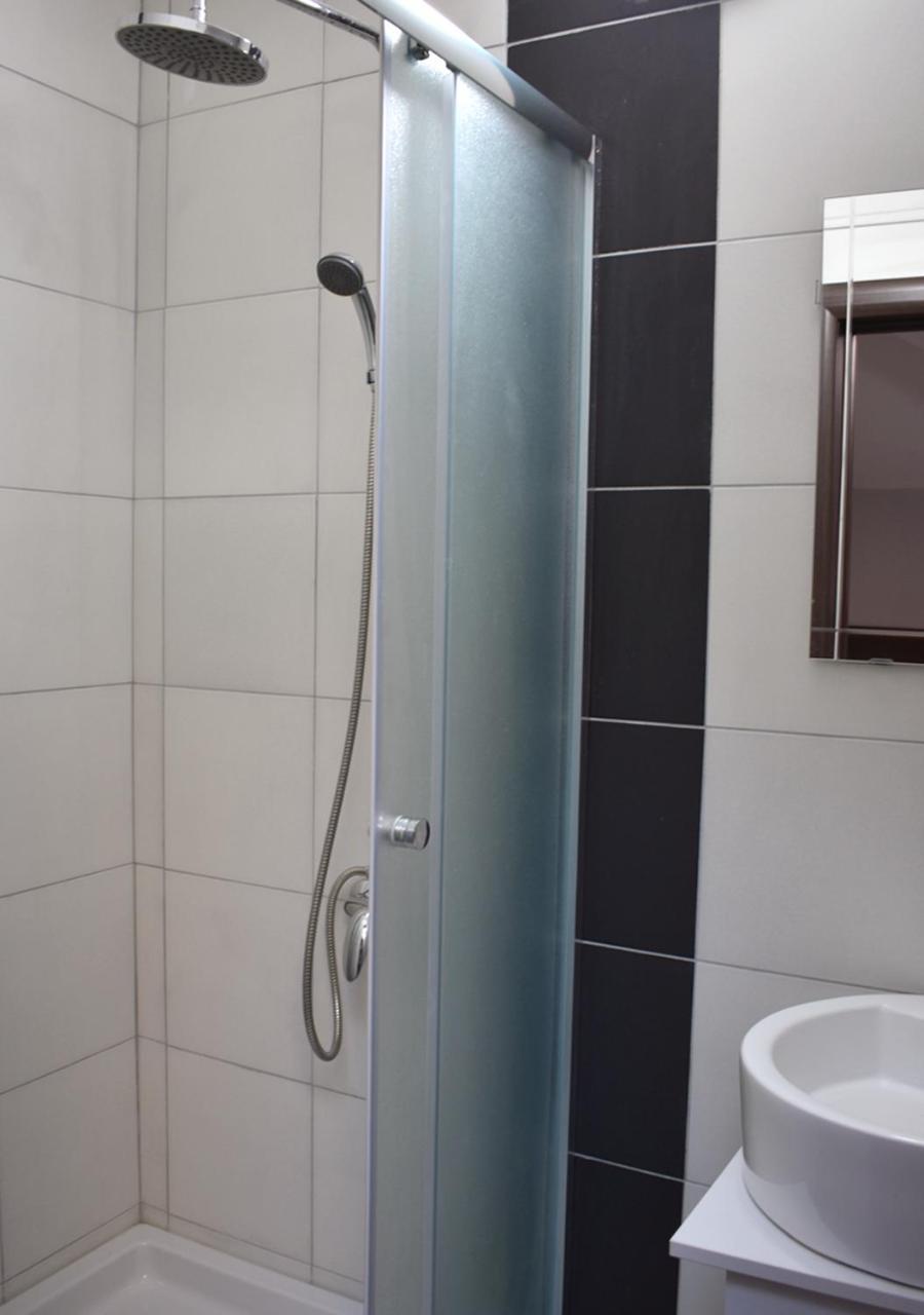Apartmani Zrenjanin Ngoại thất bức ảnh
